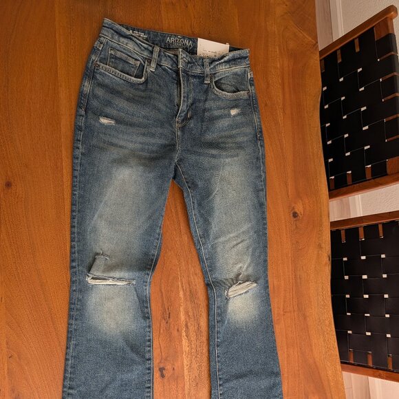 Arizona Jean Company Denim - Arizona Jeans Size 6 - Mid-Rise Baby Boot